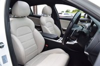 USED 2017 17 KIA STINGER 3.3 GT S ISG 5d 365 BHP PEARL WHITE / RARE 3.3 GTS