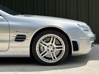 USED 2004 54 MERCEDES-BENZ SL 5.4 SL55 AMG KOMPRESSOR 2d 493 BHP F1 Performance Package 