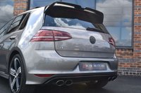 USED 2014 64 VOLKSWAGEN GOLF 2.0 R DSG 5d AUTO 298 BHP PAN ROOF / LEATHER / WINTER PK