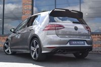 USED 2014 64 VOLKSWAGEN GOLF 2.0 R DSG 5d AUTO 298 BHP PAN ROOF / LEATHER / WINTER PK