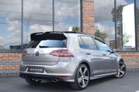 USED 2014 64 VOLKSWAGEN GOLF 2.0 R DSG 5d AUTO 298 BHP PAN ROOF / LEATHER / WINTER PK