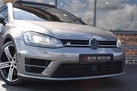 USED 2014 64 VOLKSWAGEN GOLF 2.0 R DSG 5d AUTO 298 BHP PAN ROOF / LEATHER / WINTER PK