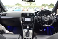 USED 2014 64 VOLKSWAGEN GOLF 2.0 R DSG 5d AUTO 298 BHP PAN ROOF / LEATHER / WINTER PK