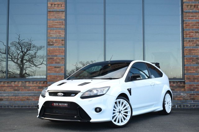 2010 10 Ford Focus 2.5 RS 3d 300 BHP