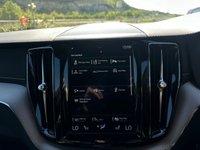 USED 2019 19 VOLVO XC60 2.0 T5 R-DESIGN PRO AWD 5d 246 BHP 