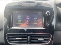 USED 2017 67 RENAULT CLIO 1.5 DYNAMIQUE NAV DCI 5d 89 BHP CRUISE CONTROL +  CLIMATE CONTROL +  USB +  AUX +  DAB RADIO +  BLUETOOTH +  SAT NAV +  START STOP +  16" ALLOYS +  LED DRL +  HILL START ASSIST +  TPMS +