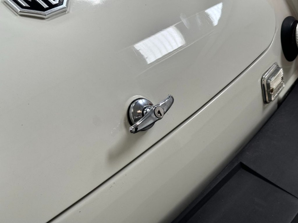 USED 1979 T MG MIDGET 1.5 1500 2d 65 BHP STUNNING CLASSIC MG MIDGET