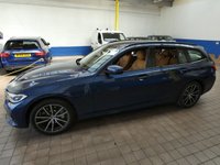 USED 2021 21 BMW 3 SERIES 2.0 330E XDRIVE SPORT PRO 5d 288 BHP STUNNING EXAMPLE 4WD SAT NAV LEATHER HEATED SEATS REAR VIEW CAMERA CRUISE CONTROL PARKING SENSORS 1 OWNER SERVICE HISTORY WARRANTY