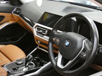 USED 2021 21 BMW 3 SERIES 2.0 330E XDRIVE SPORT PRO 5d 288 BHP STUNNING EXAMPLE 4WD SAT NAV LEATHER HEATED SEATS REAR VIEW CAMERA CRUISE CONTROL PARKING SENSORS 1 OWNER SERVICE HISTORY WARRANTY