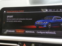 USED 2021 21 BMW 3 SERIES 2.0 330E XDRIVE SPORT PRO 5d 288 BHP STUNNING EXAMPLE 4WD SAT NAV LEATHER HEATED SEATS REAR VIEW CAMERA CRUISE CONTROL PARKING SENSORS 1 OWNER SERVICE HISTORY WARRANTY