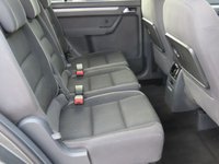 USED 2017 17 VOLKSWAGEN TOURAN 1.6 SE TDI BLUEMOTION TECHNOLOGY DSG 5d 106 BHP 