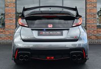 USED 2015 02 HONDA CIVIC 2.0 I-VTEC TYPE R GT 5d 306 BHP FACTORY CARBON WING & MORE!!