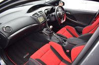 USED 2015 02 HONDA CIVIC 2.0 I-VTEC TYPE R GT 5d 306 BHP FACTORY CARBON WING & MORE!!