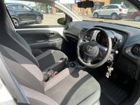 USED 2015 15 TOYOTA AYGO 1.0 VVT-I X 5d 69 BHP FULL SERVICE HISTORY