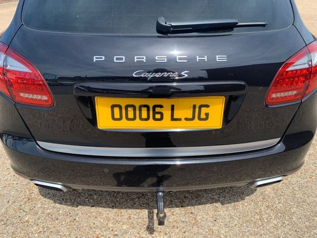 View our PORSCHE CAYENNE