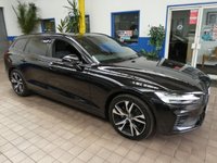 USED 2021 21 VOLVO V60 2.0 RECHARGE T6 R-DESIGN AWD 5d 337 BHP BIG SPEC 4WD SAT NAV LEATHER HEATED FRONT AND REAR SEATS HEATED STEERING REAR VIEW CAMERA ELECTRCI TAILGATE PARKING SENSORS 1 OWNER SERVICE HISTORY WARRANTY