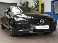 USED 2021 21 VOLVO V60 2.0 RECHARGE T6 R-DESIGN AWD 5d 337 BHP BIG SPEC 4WD SAT NAV LEATHER HEATED FRONT AND REAR SEATS HEATED STEERING REAR VIEW CAMERA ELECTRCI TAILGATE PARKING SENSORS 1 OWNER SERVICE HISTORY WARRANTY