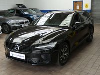 USED 2021 21 VOLVO V60 2.0 RECHARGE T6 R-DESIGN AWD 5d 337 BHP BIG SPEC 4WD SAT NAV LEATHER HEATED FRONT AND REAR SEATS HEATED STEERING REAR VIEW CAMERA ELECTRCI TAILGATE PARKING SENSORS 1 OWNER SERVICE HISTORY WARRANTY