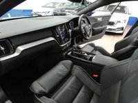 USED 2021 21 VOLVO V60 2.0 RECHARGE T6 R-DESIGN AWD 5d 337 BHP BIG SPEC 4WD SAT NAV LEATHER HEATED FRONT AND REAR SEATS HEATED STEERING REAR VIEW CAMERA ELECTRCI TAILGATE PARKING SENSORS 1 OWNER SERVICE HISTORY WARRANTY