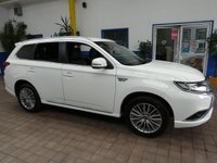 USED 2020 20 MITSUBISHI OUTLANDER 2.4 PHEV DYNAMIC 5d 222 BHP 4WD APP BASED SAT NAV LEATHER HEATED SEATS REAR VIEW CAMERA 1 OWNER SERVICE HISTORY WARRANTY