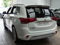USED 2020 20 MITSUBISHI OUTLANDER 2.4 PHEV DYNAMIC 5d 222 BHP 4WD APP BASED SAT NAV LEATHER HEATED SEATS REAR VIEW CAMERA 1 OWNER SERVICE HISTORY WARRANTY