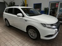 USED 2020 20 MITSUBISHI OUTLANDER 2.4 PHEV DYNAMIC 5d 222 BHP 4WD APP BASED SAT NAV LEATHER HEATED SEATS REAR VIEW CAMERA 1 OWNER SERVICE HISTORY WARRANTY
