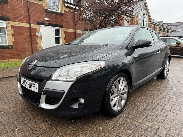 View our RENAULT MEGANE