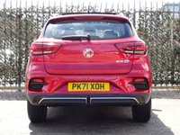 USED 2022 71 MG MG ZS TROPHY CONNECT 51kWh 5d 175 BHP 