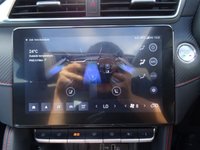 USED 2022 71 MG MG ZS TROPHY CONNECT 51kWh 5d 175 BHP 