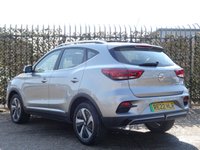 USED 2022 22 MG MG ZS TROPHY CONNECT 72.6kkWh 5d 155 BHP 