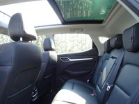 USED 2022 22 MG MG ZS TROPHY CONNECT 72.6kkWh 5d 155 BHP 