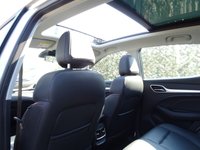 USED 2022 22 MG MG ZS TROPHY CONNECT 72.6kkWh 5d 155 BHP 