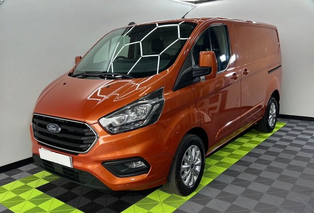 View our FORD TRANSIT CUSTOM