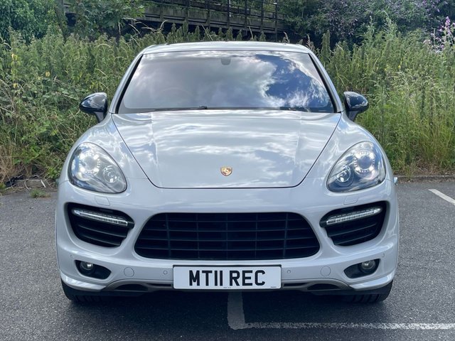 View our PORSCHE CAYENNE