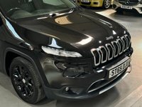 USED 2015 65 JEEP CHEROKEE 2.0 M-JET LIMITED 5d 138 BHP REAR CAMERA+LEATHER+18" ALLOYS