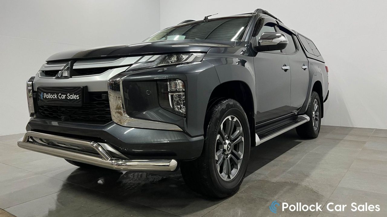 2020 MITSUBISHI L200 BARBARIAN X AUTO 150BHP CANOPY 3.5T Chassis Underseal, Full History - vehicle photo 12 for sale on PureCar