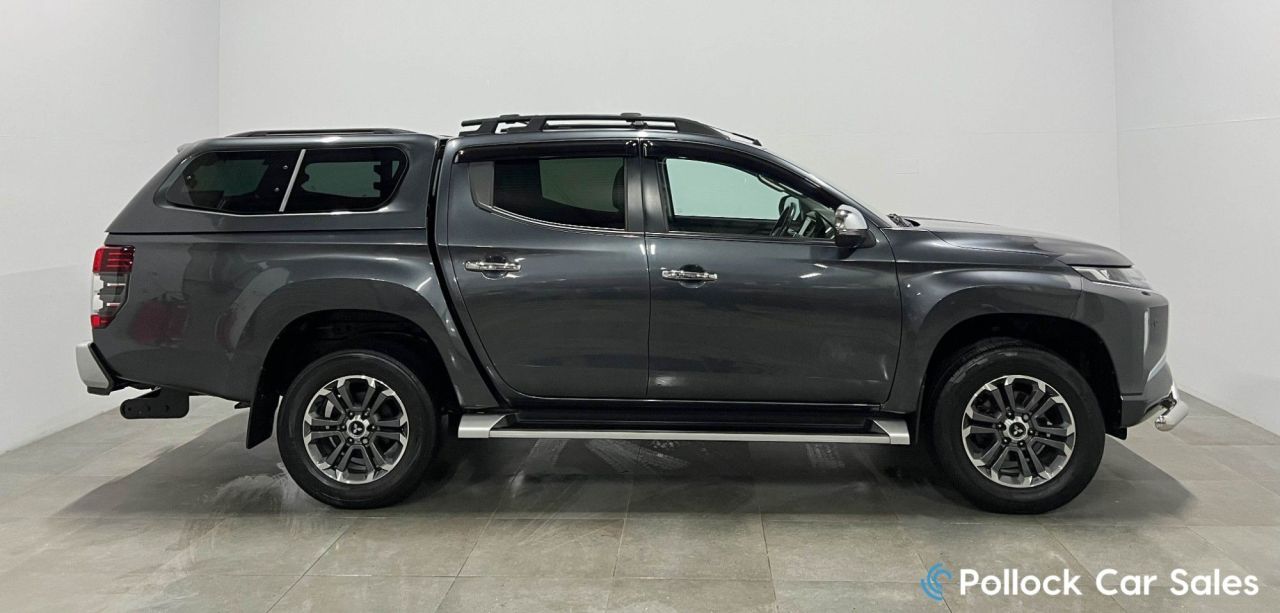 2020 MITSUBISHI L200 BARBARIAN X AUTO 150BHP CANOPY 3.5T Chassis Underseal, Full History - vehicle photo 3 for sale on PureCar