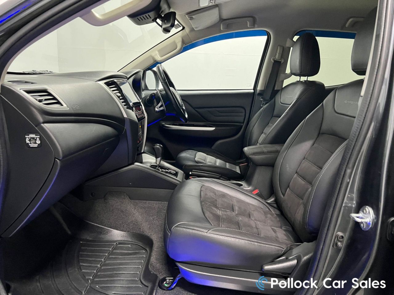 2020 MITSUBISHI L200 BARBARIAN X AUTO 150BHP CANOPY 3.5T Chassis Underseal, Full History - vehicle photo 34 for sale on PureCar
