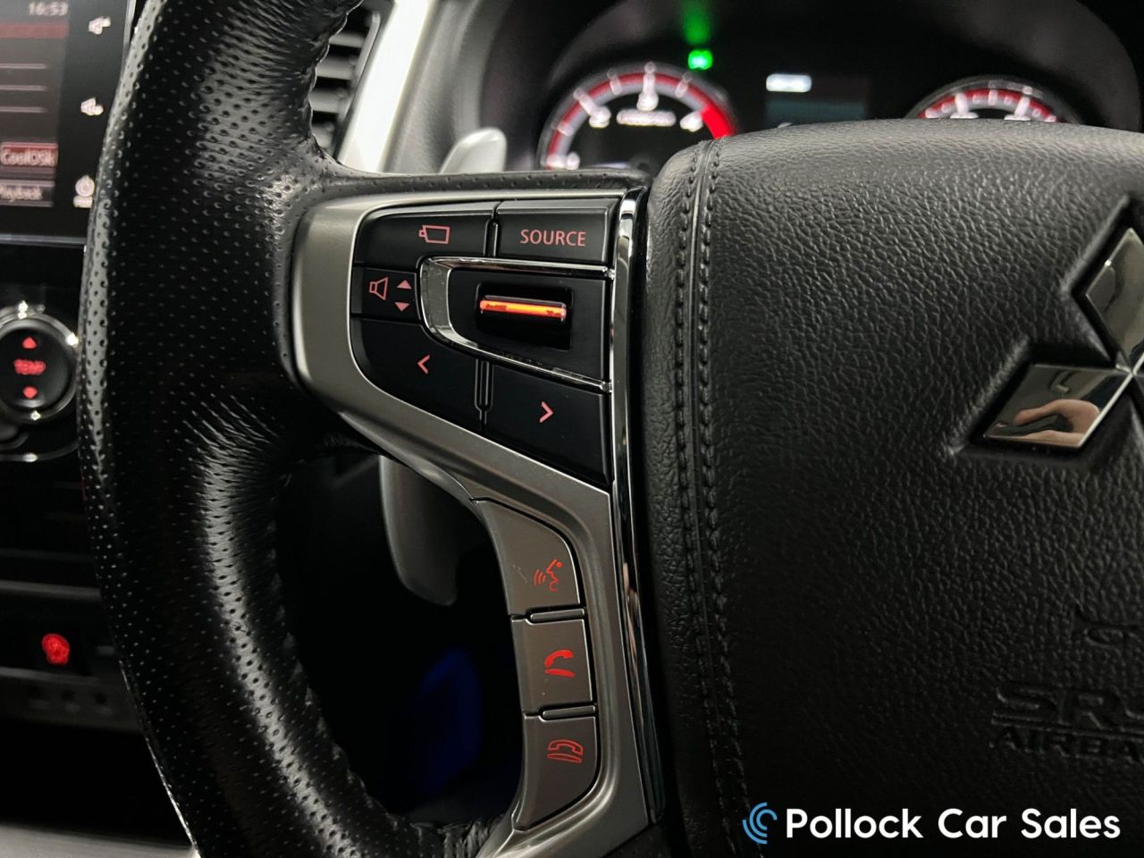 2020 MITSUBISHI L200 BARBARIAN X AUTO 150BHP CANOPY 3.5T Chassis Underseal, Full History - vehicle photo 48 for sale on PureCar