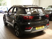USED 2021 21 MG MG ZS EXCLUSIVE 5d 141 BHP FULL MG SERVICE HISTORY MG WARRANTY TILL JUNE 2028 ZERO ROAD TAX FULLY LOADED PAN SUNROOF SAT NAV LEATHER HEATED SEATS REAR VIEW CAMERA CRUISE CONTROL PARKING SENSORS 1 OWNER