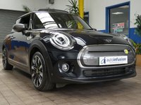 USED 2021 70 MINI ELECTRIC COOPER S LEVEL 3 3d 181 BHP GENUINE LOW MILEAGE MASSIVE SPEC NAV SUNROOF HUD LEATHER HEATED SEATS REAR VIEW CAMERA CAZ/ULEZ COMPLIANT ZERO ROAD TAX 1 OWNER SERVICE HISTORY