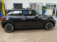 USED 2021 70 MINI ELECTRIC COOPER S LEVEL 3 3d 181 BHP GENUINE LOW MILEAGE MASSIVE SPEC NAV SUNROOF HUD LEATHER HEATED SEATS REAR VIEW CAMERA CAZ/ULEZ COMPLIANT ZERO ROAD TAX 1 OWNER SERVICE HISTORY