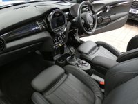USED 2021 70 MINI ELECTRIC COOPER S LEVEL 3 3d 181 BHP GENUINE LOW MILEAGE MASSIVE SPEC NAV SUNROOF HUD LEATHER HEATED SEATS REAR VIEW CAMERA CAZ/ULEZ COMPLIANT ZERO ROAD TAX 1 OWNER SERVICE HISTORY