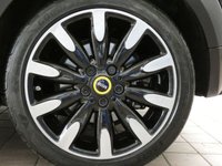 USED 2021 70 MINI ELECTRIC COOPER S LEVEL 3 3d 181 BHP GENUINE LOW MILEAGE MASSIVE SPEC NAV SUNROOF HUD LEATHER HEATED SEATS REAR VIEW CAMERA CAZ/ULEZ COMPLIANT ZERO ROAD TAX 1 OWNER SERVICE HISTORY