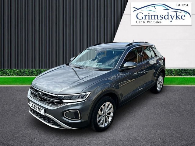 View our VOLKSWAGEN T-ROC
