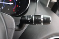 USED 2017 17 JAGUAR XE 2.0 PRESTIGE 4d 178 BHP 