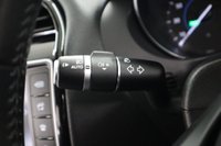 USED 2017 17 JAGUAR XE 2.0 PRESTIGE 4d 178 BHP 