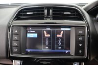 USED 2017 17 JAGUAR XE 2.0 PRESTIGE 4d 178 BHP 