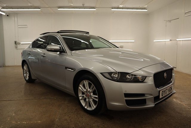 2017 17 Jaguar Xe 2.0 PRESTIGE 4d 178 BHP