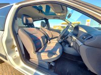 USED 2004 54 RENAULT CLIO 1.1 EXTREME 3 16V 3d 75 BHP 